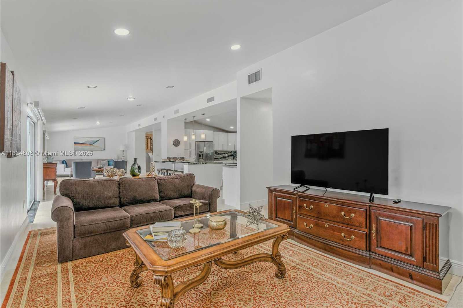 Small Image of 9811 SOUTH WEST 96TH ST, Miami Number 22