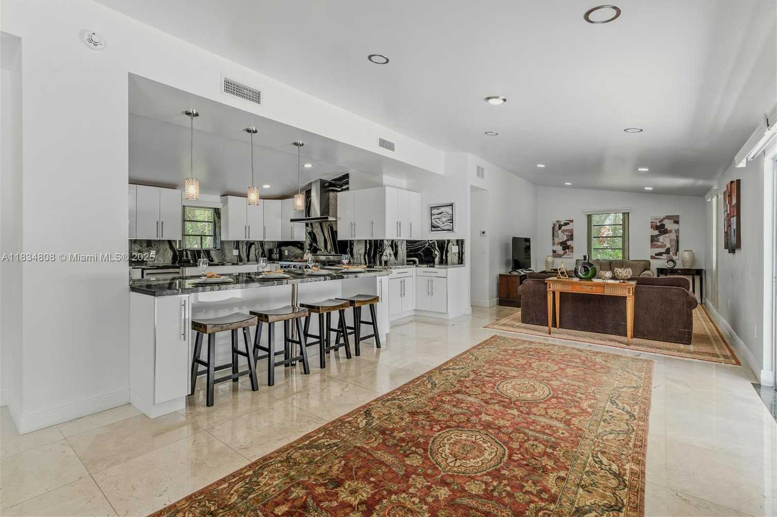 Small Image of 9811 SOUTH WEST 96TH ST, Miami Number 27