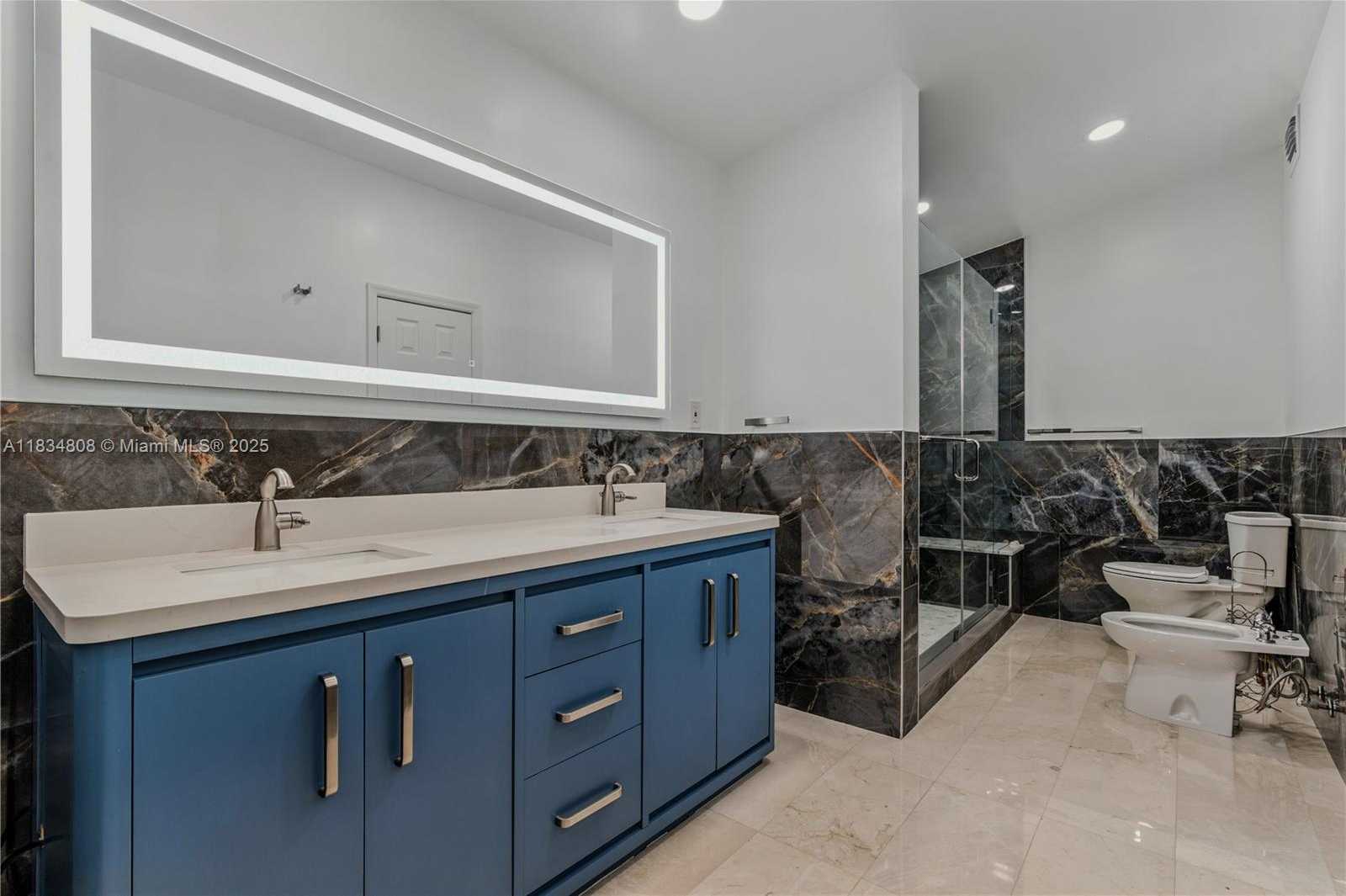 Small Image of 9811 SOUTH WEST 96TH ST, Miami Number 35