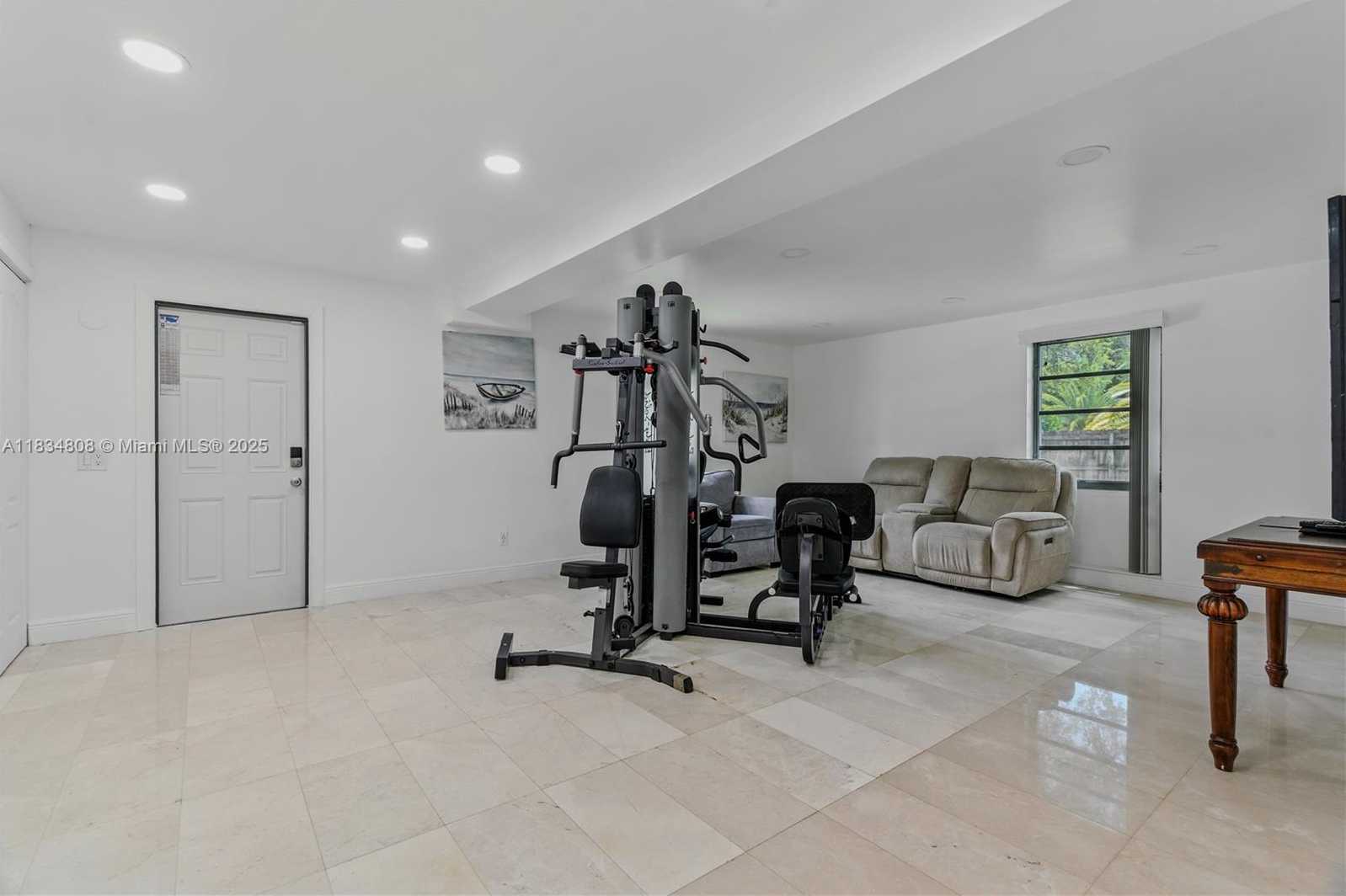 Small Image of 9811 SOUTH WEST 96TH ST, Miami Number 36