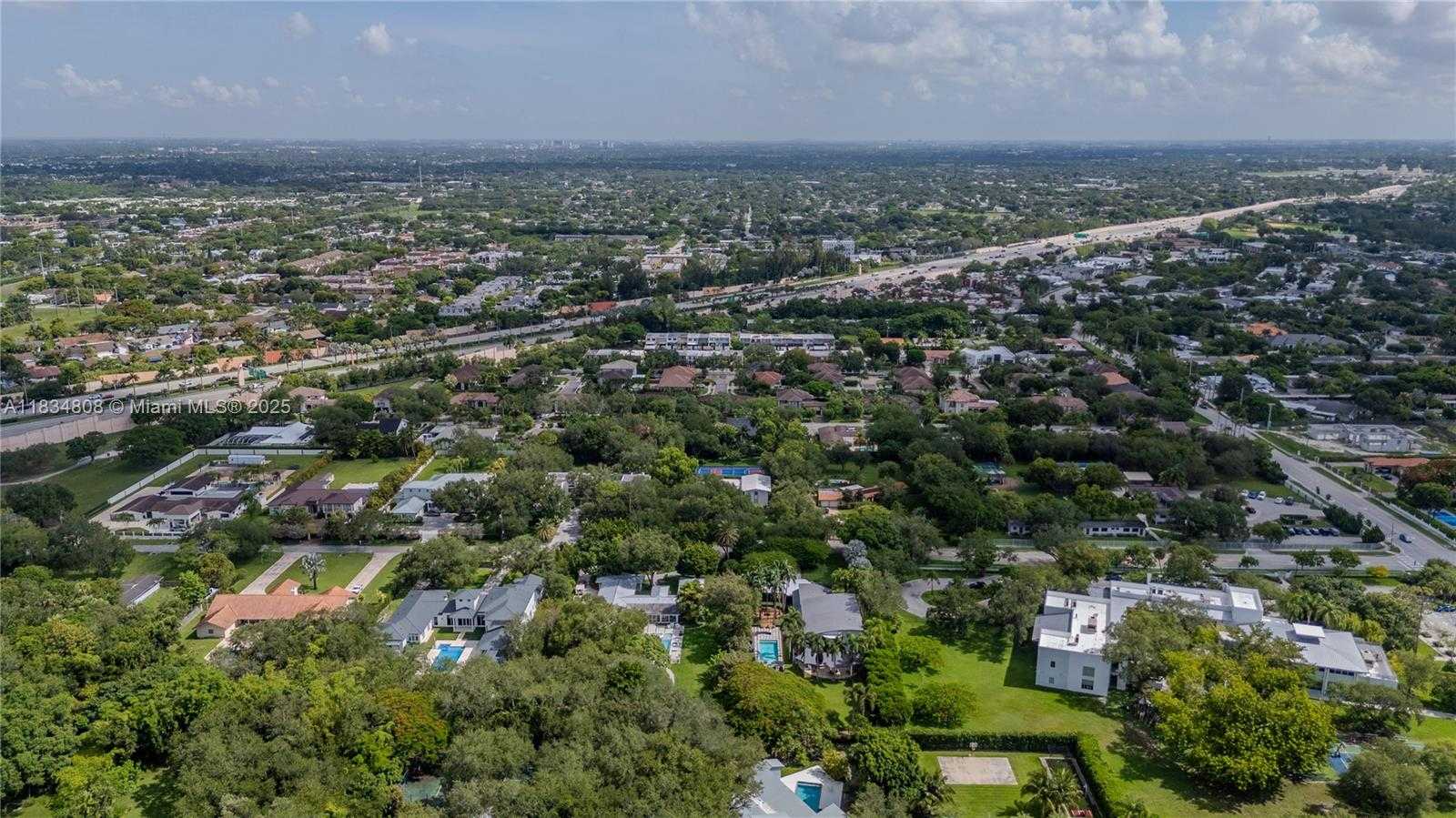 Small Image of 9811 SOUTH WEST 96TH ST, Miami Number 44