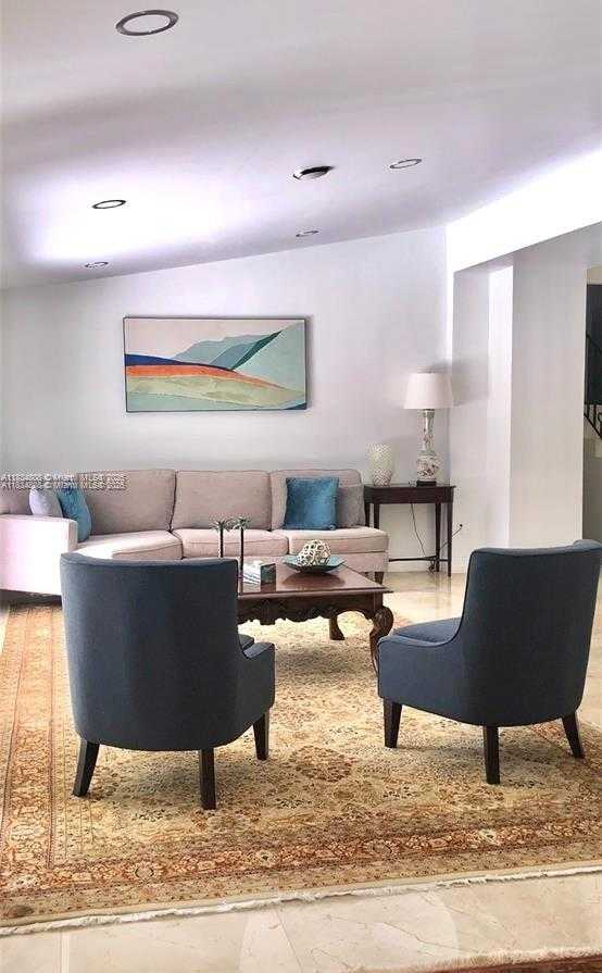 Small Image of 9811 SOUTH WEST 96TH ST, Miami Number 6