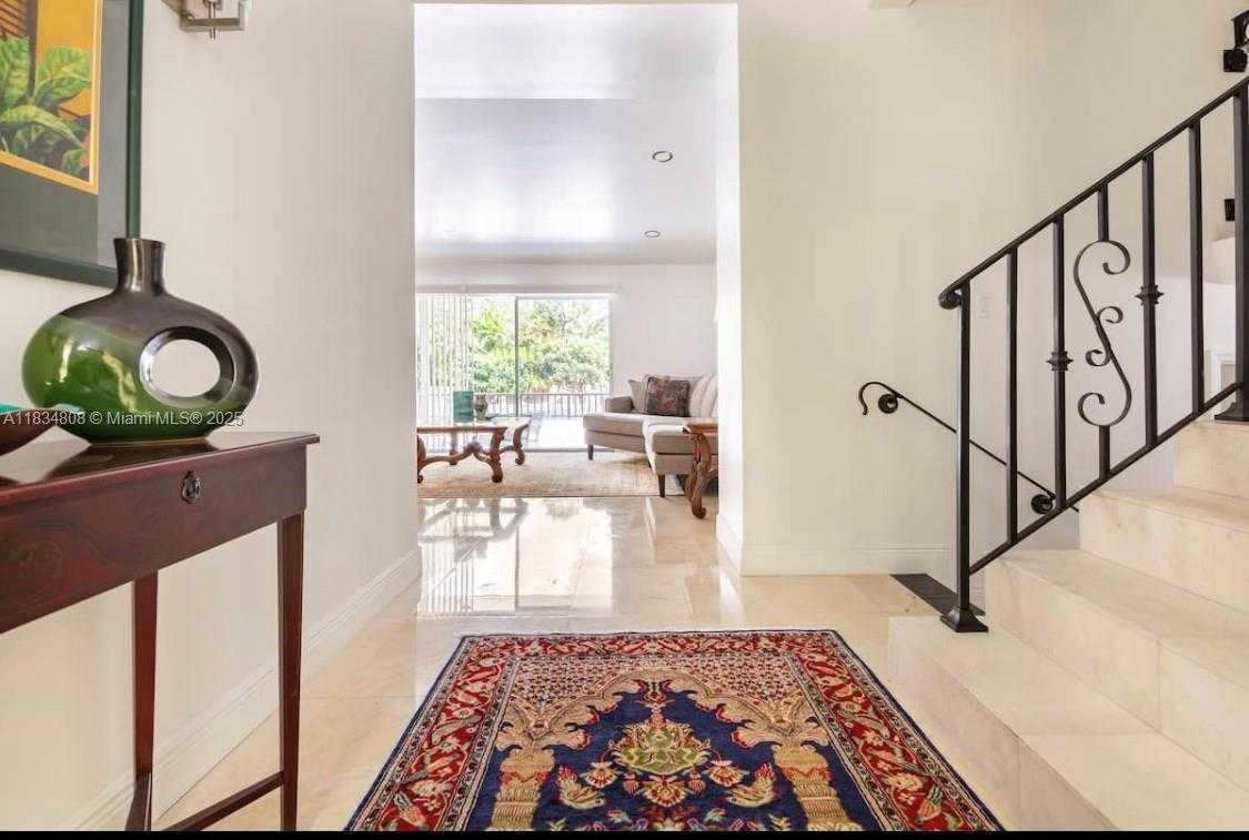 Small Image of 9811 SOUTH WEST 96TH ST, Miami Number 7