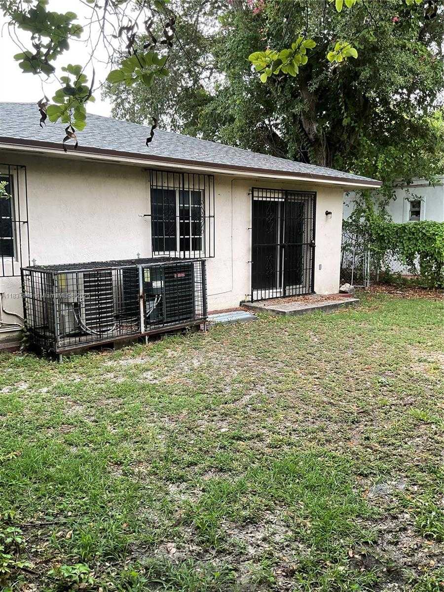 Small Image of 3430 NORTH WEST 10TH AVE #2, Miami Number 4