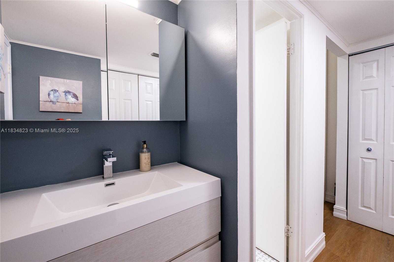 Small Image of 20505 EAST COUNTRY CLUB DR #143, Aventura Number 13