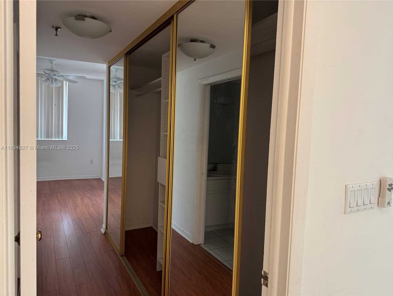 Small Image of 1834 BRICKELL AVE #32, Miami Number 10