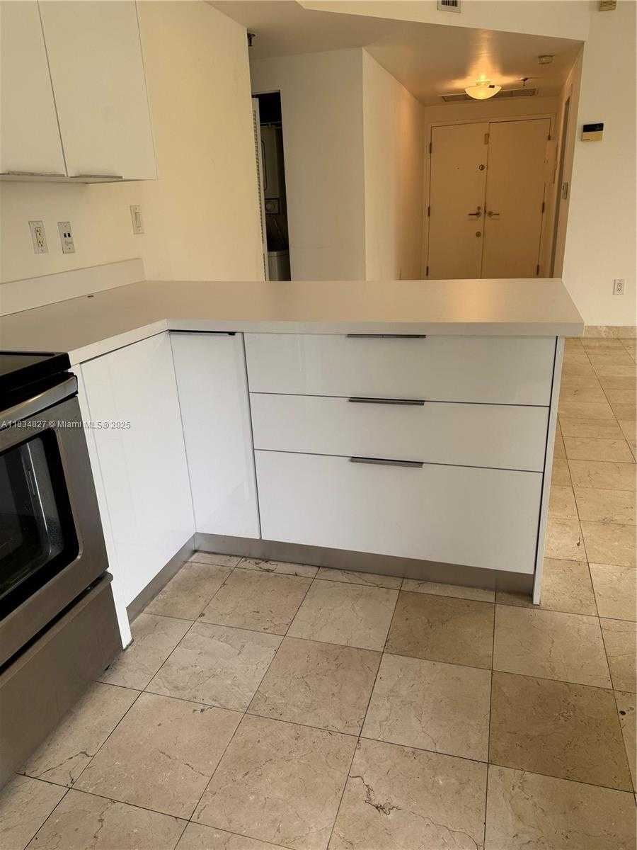 Small Image of 1834 BRICKELL AVE #32, Miami Number 15