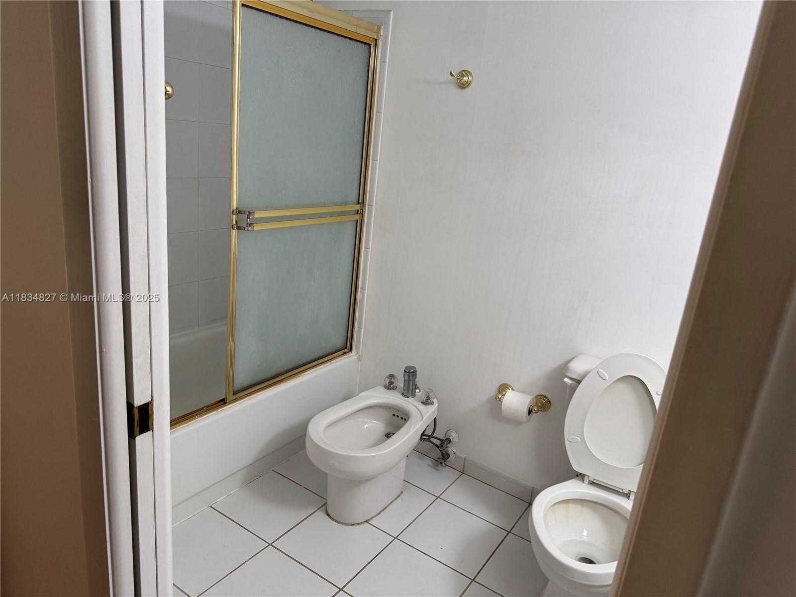 Small Image of 1834 BRICKELL AVE #32, Miami Number 16
