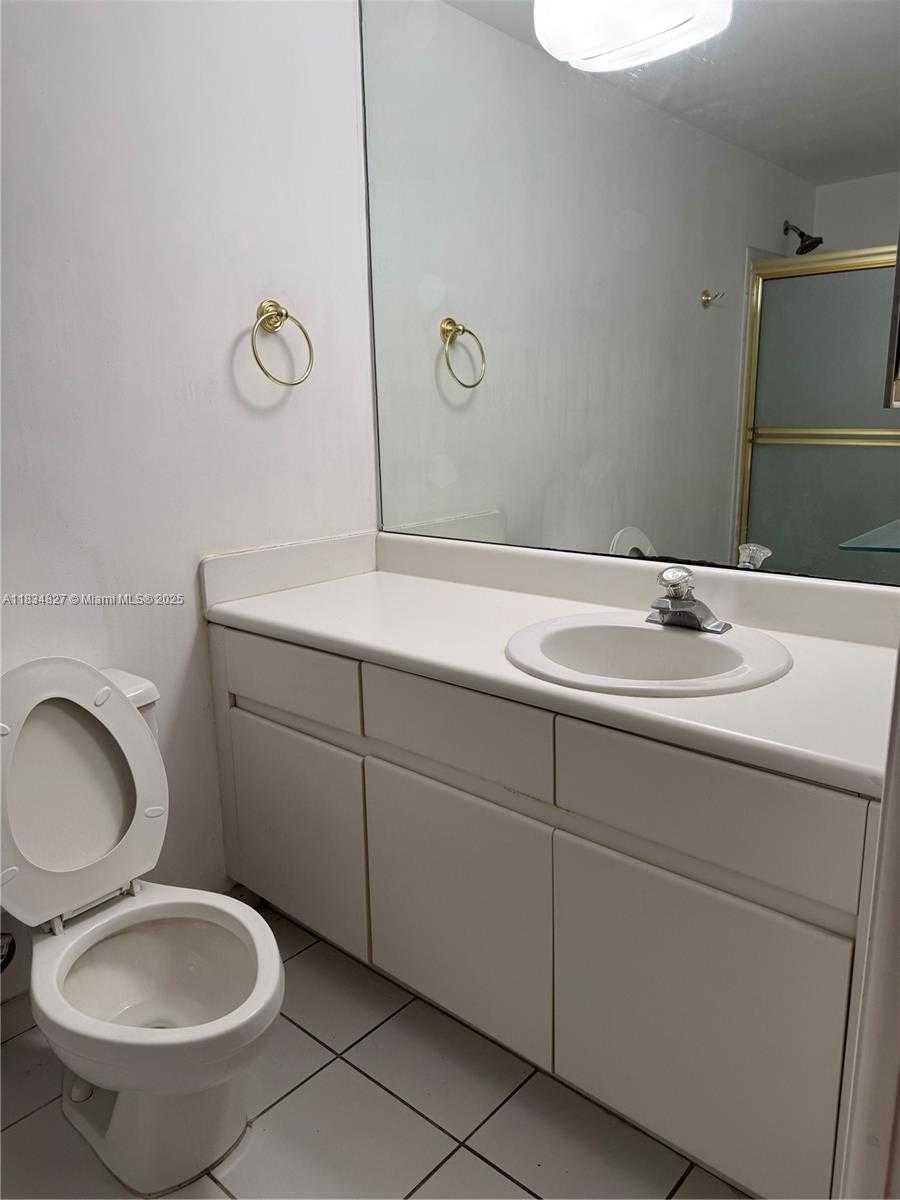 Small Image of 1834 BRICKELL AVE #32, Miami Number 17