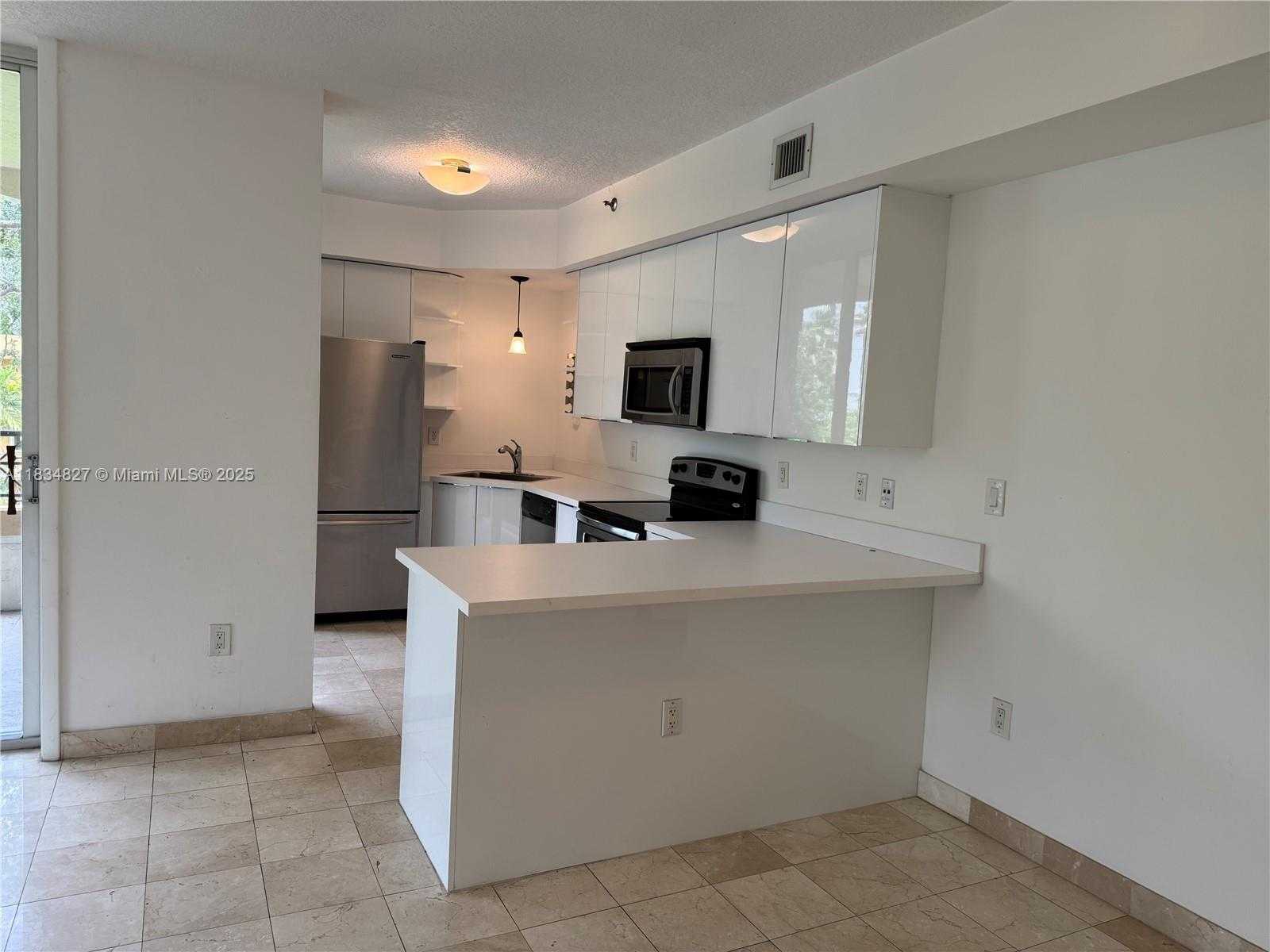 Small Image of 1834 BRICKELL AVE #32, Miami Number 8
