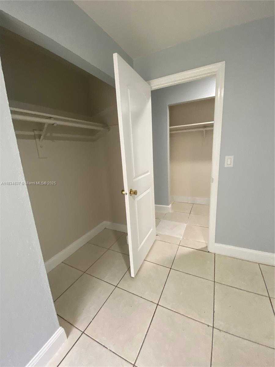 Small Image of 21134 NORTH WEST 39TH AVE, Miami Gardens Number 11