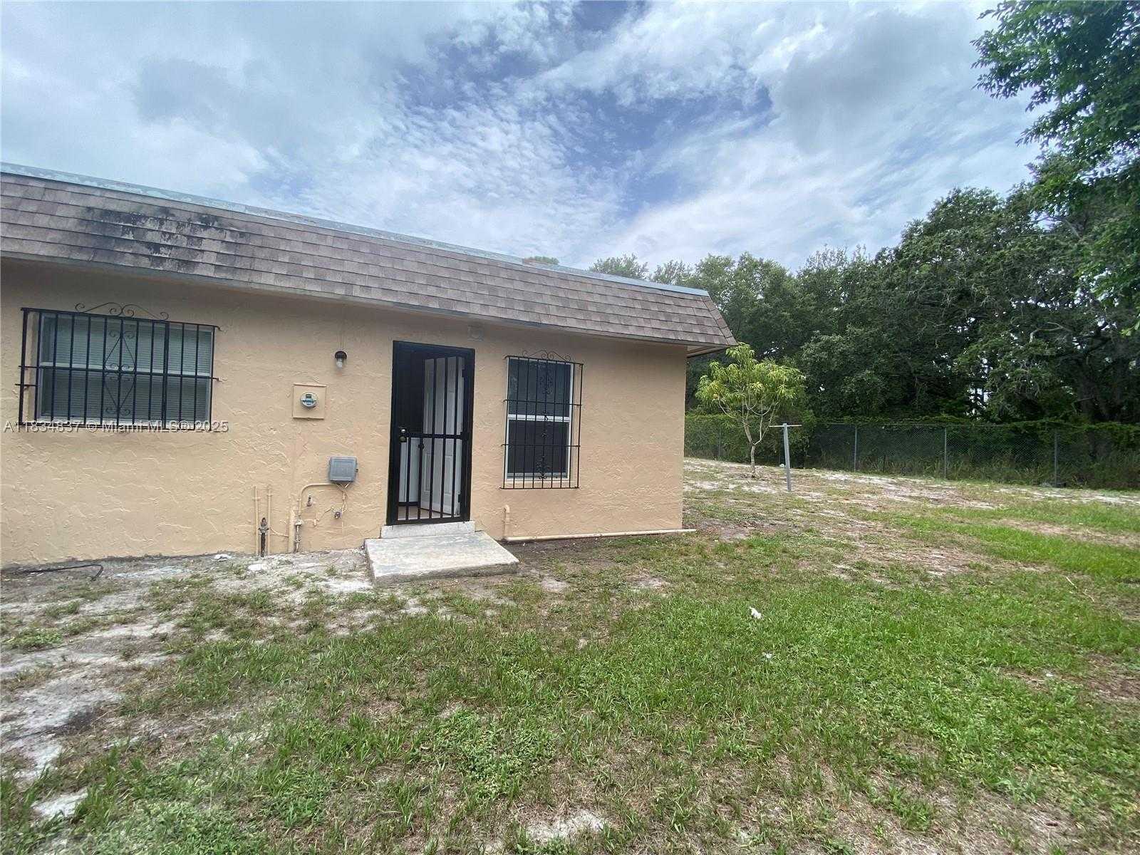 Small Image of 21134 NORTH WEST 39TH AVE, Miami Gardens Number 22