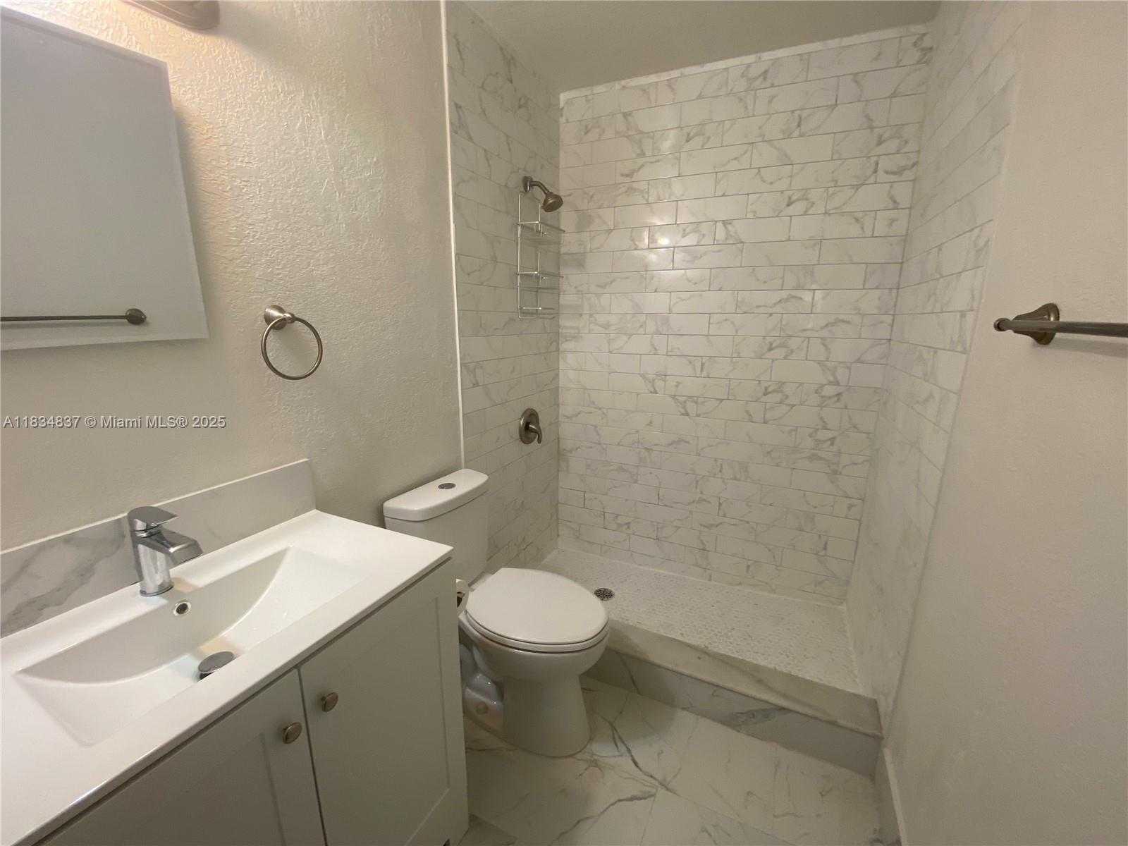 Small Image of 21134 NORTH WEST 39TH AVE, Miami Gardens Number 5