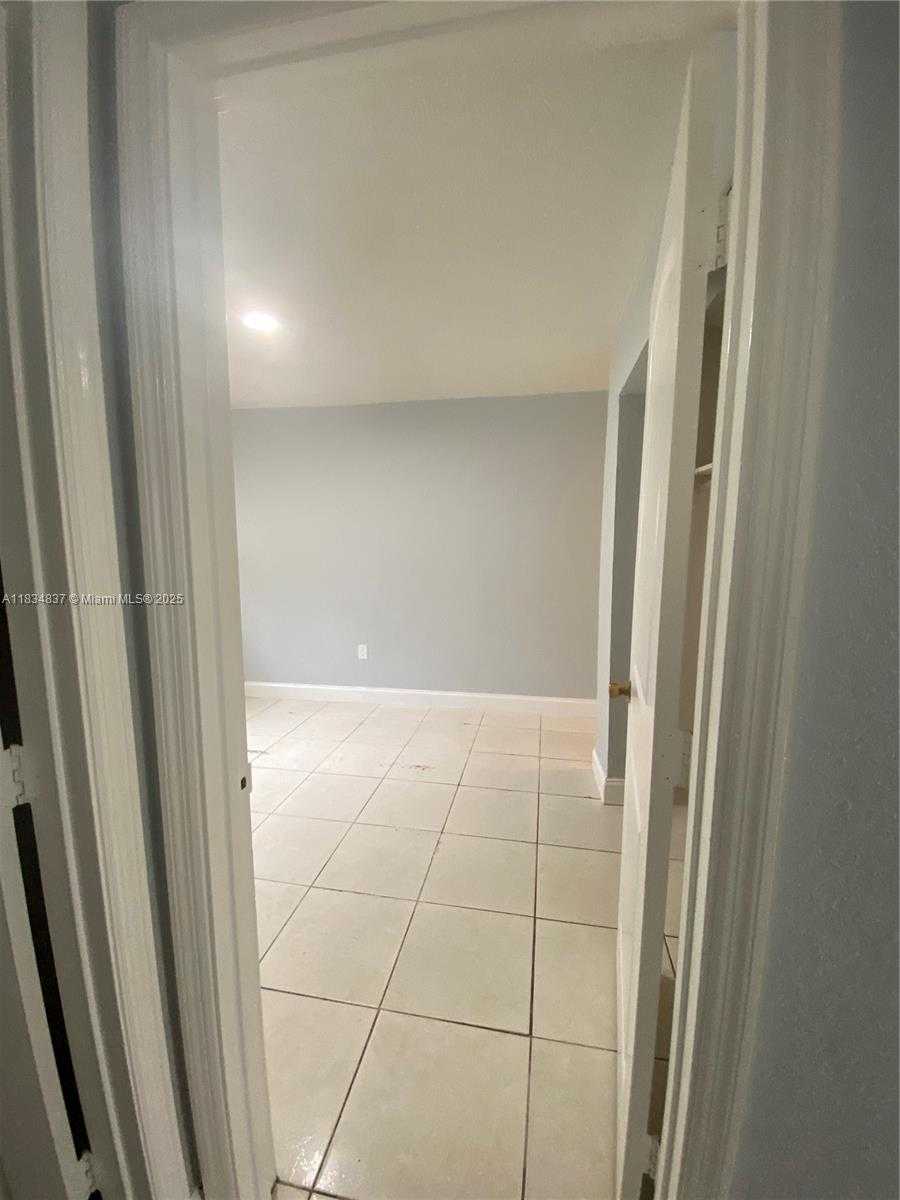 Small Image of 21134 NORTH WEST 39TH AVE, Miami Gardens Number 7