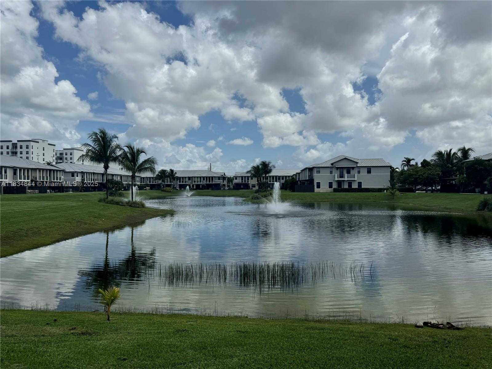 Small Image of 10400 NORTH WEST 58TH TER, Doral Number 33