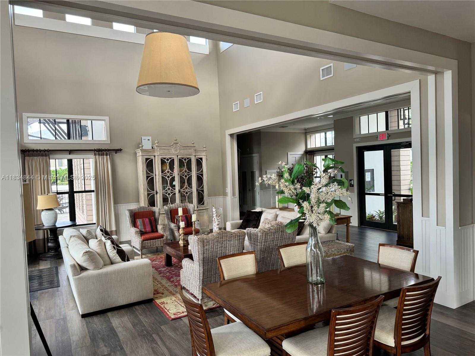 Small Image of 10400 NORTH WEST 58TH TER, Doral Number 36