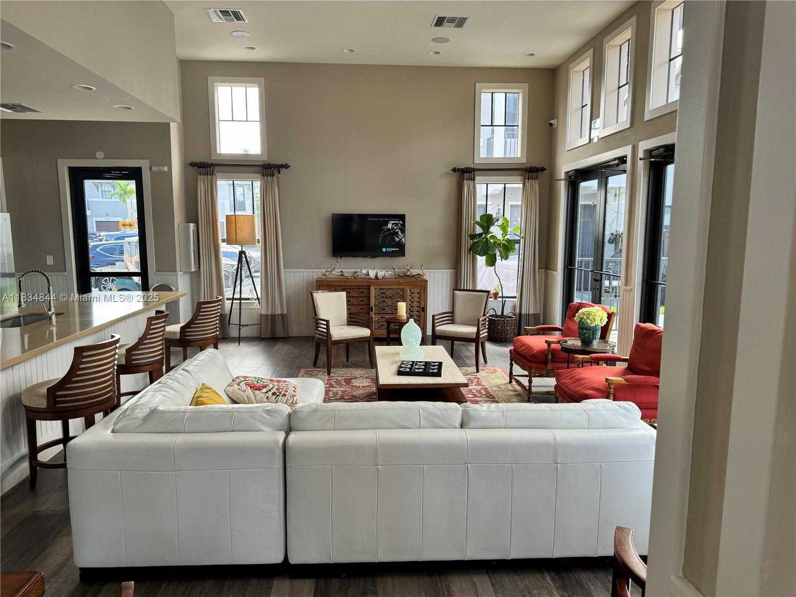 Small Image of 10400 NORTH WEST 58TH TER, Doral Number 39