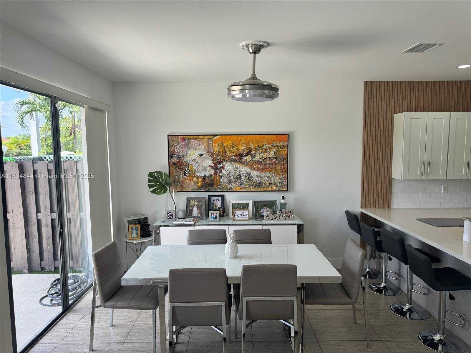 Small Image of 10400 NORTH WEST 58TH TER, Doral Number 8