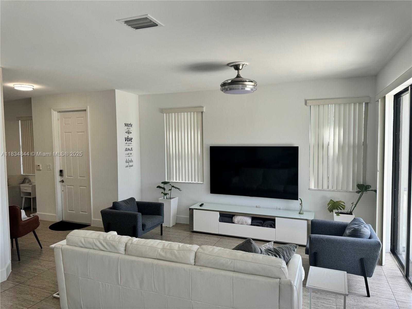 Small Image of 10400 NORTH WEST 58TH TER, Doral Number 9