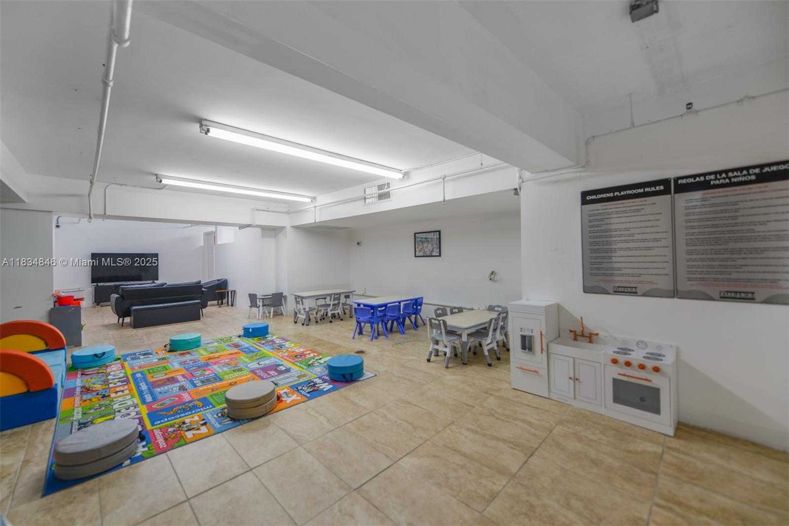 Small Image of 100 LINCOLN RD #1448, Miami Beach Number 42