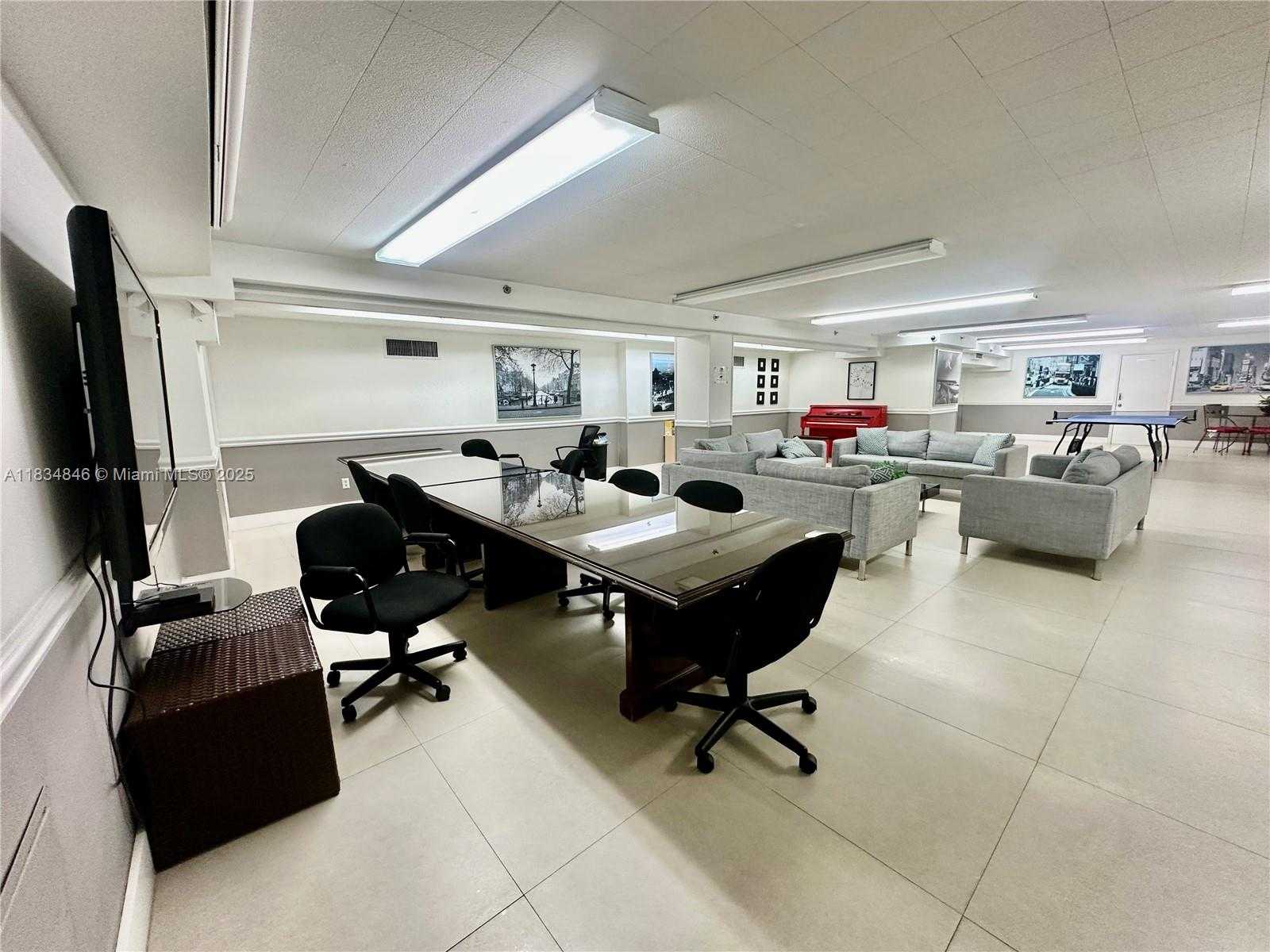 Small Image of 100 LINCOLN RD #1448, Miami Beach Number 49