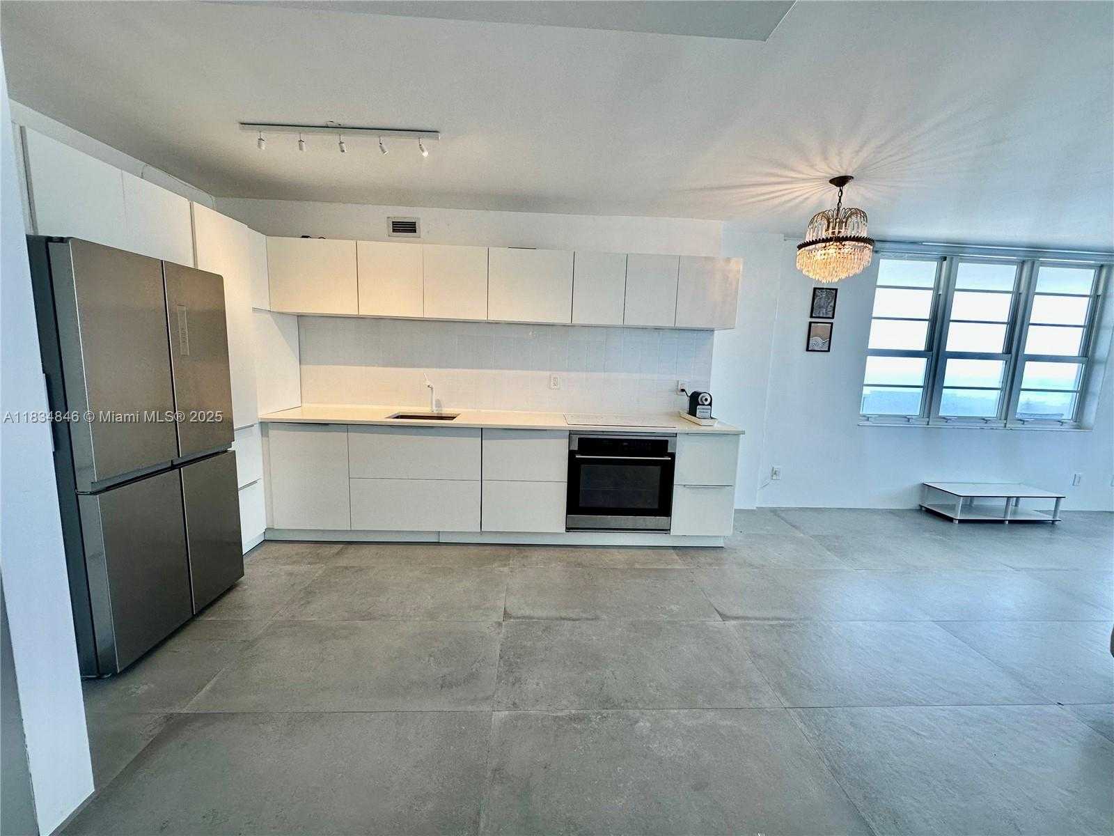 Small Image of 100 LINCOLN RD #1448, Miami Beach Number 6