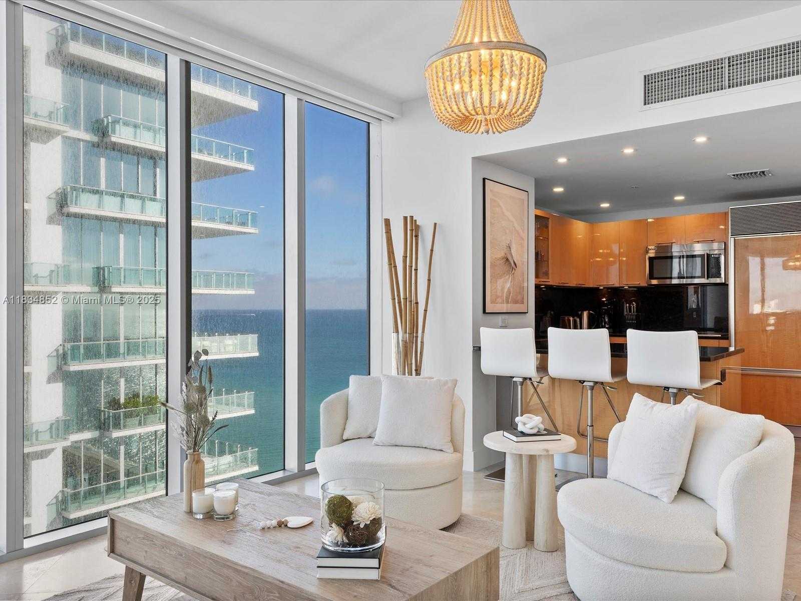 Small Image of 6899 COLLINS AVE #1704, Miami Beach Number 13