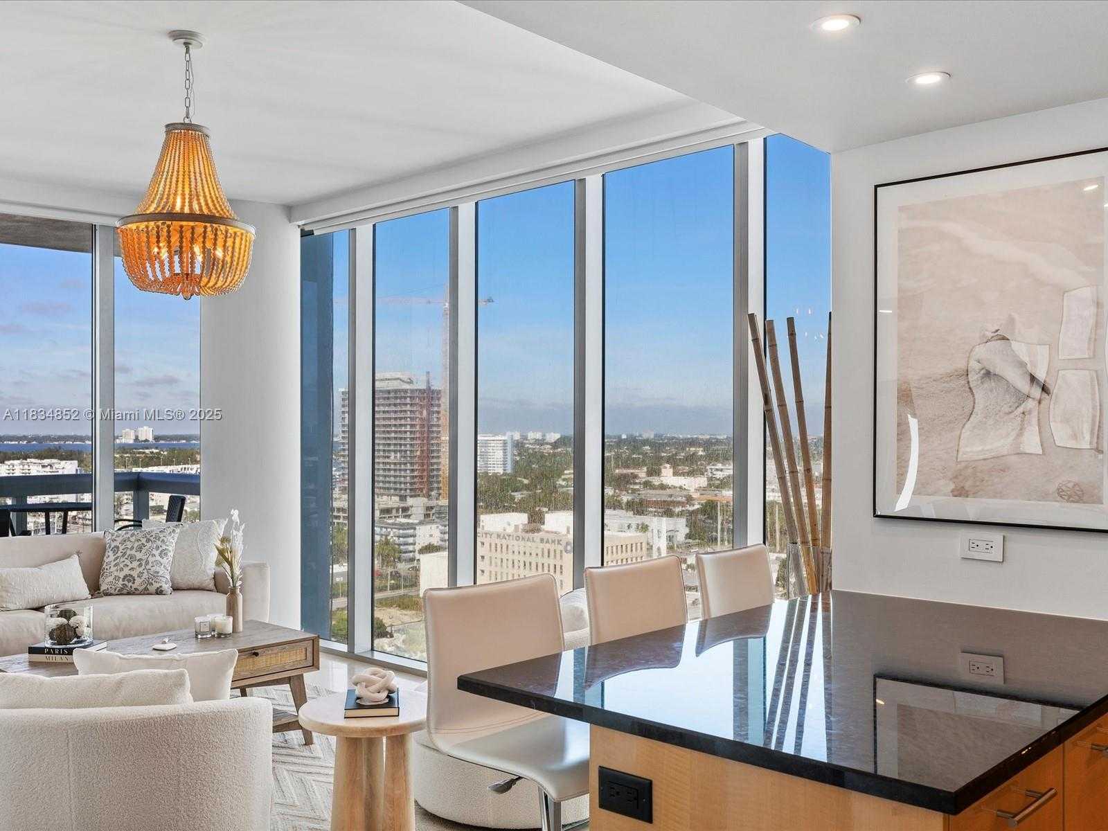 Small Image of 6899 COLLINS AVE #1704, Miami Beach Number 15