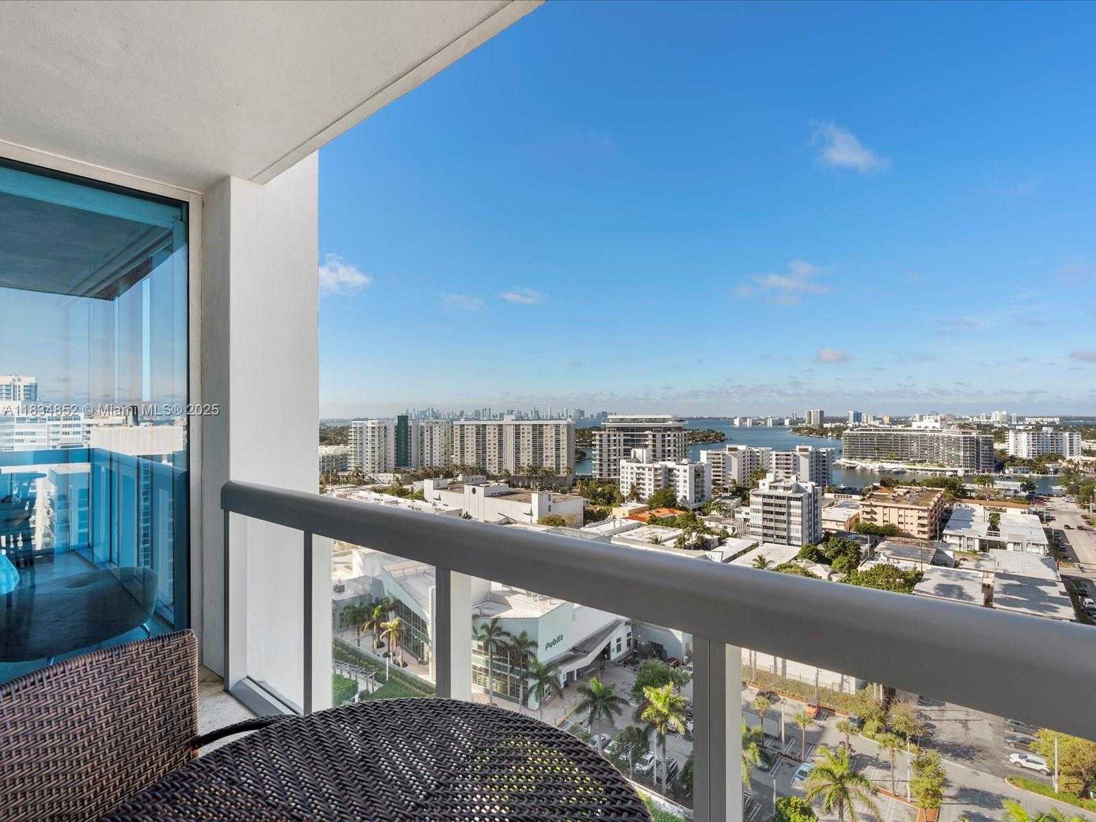 Small Image of 6899 COLLINS AVE #1704, Miami Beach Number 24