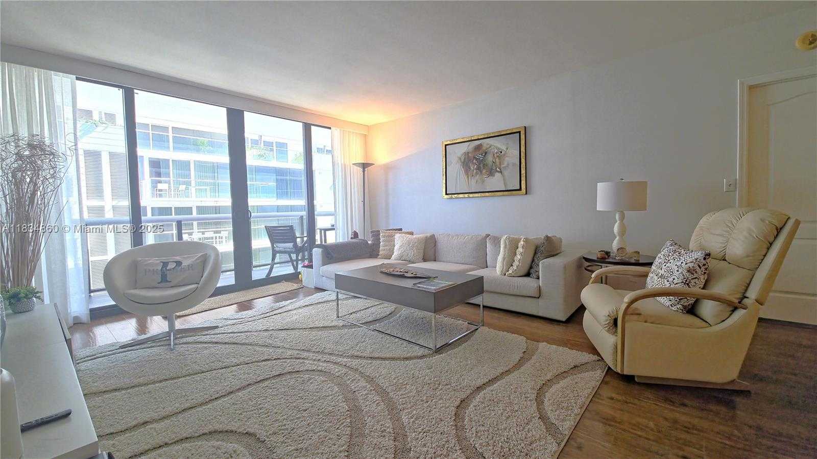 Small Image of Surfside Number 4