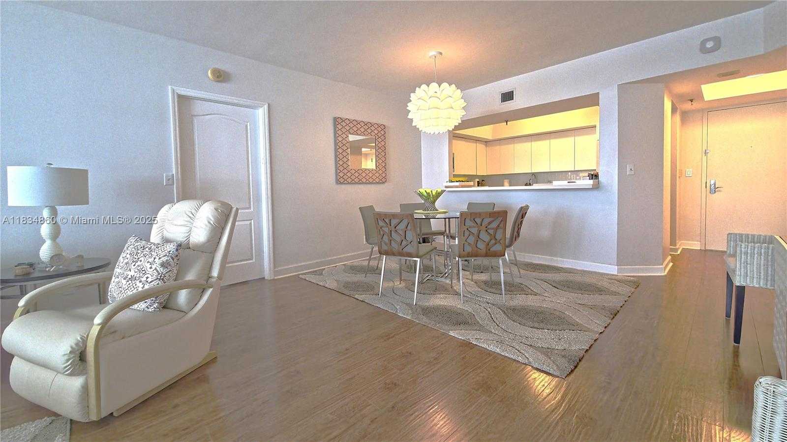 Small Image of Surfside Number 6
