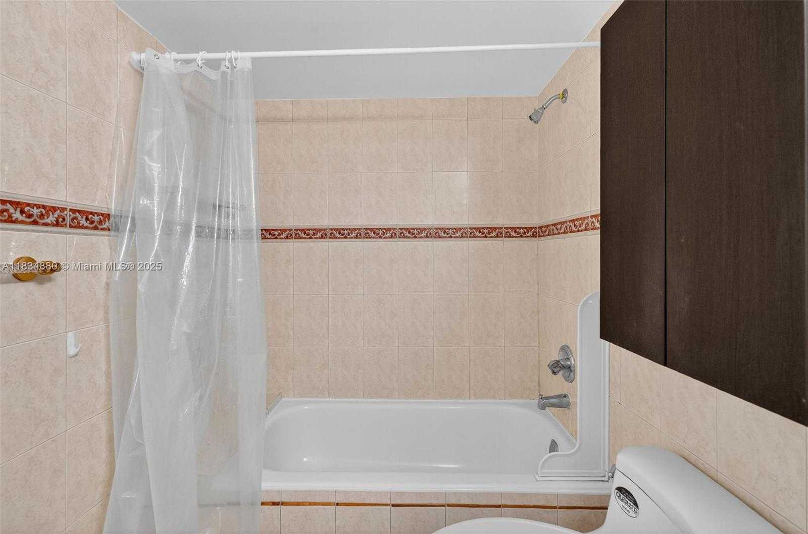 Small Image of 2401 COLLINS AVE #1703, Miami Beach Number 19