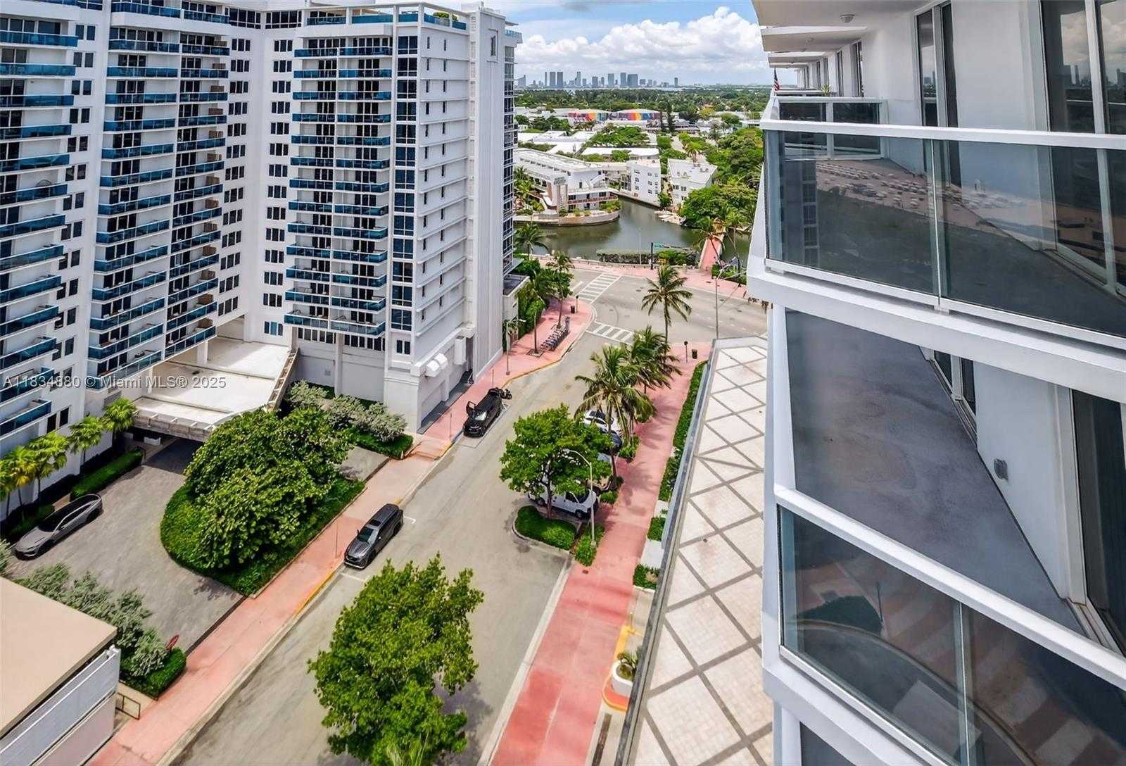 Small Image of 2401 COLLINS AVE #1703, Miami Beach Number 22