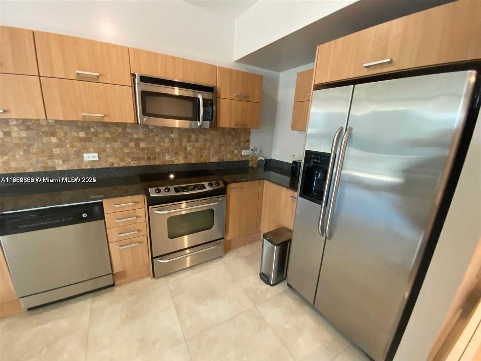Small Image of 350 SOUTH MIAMI AVE #3010, Miami Number 4