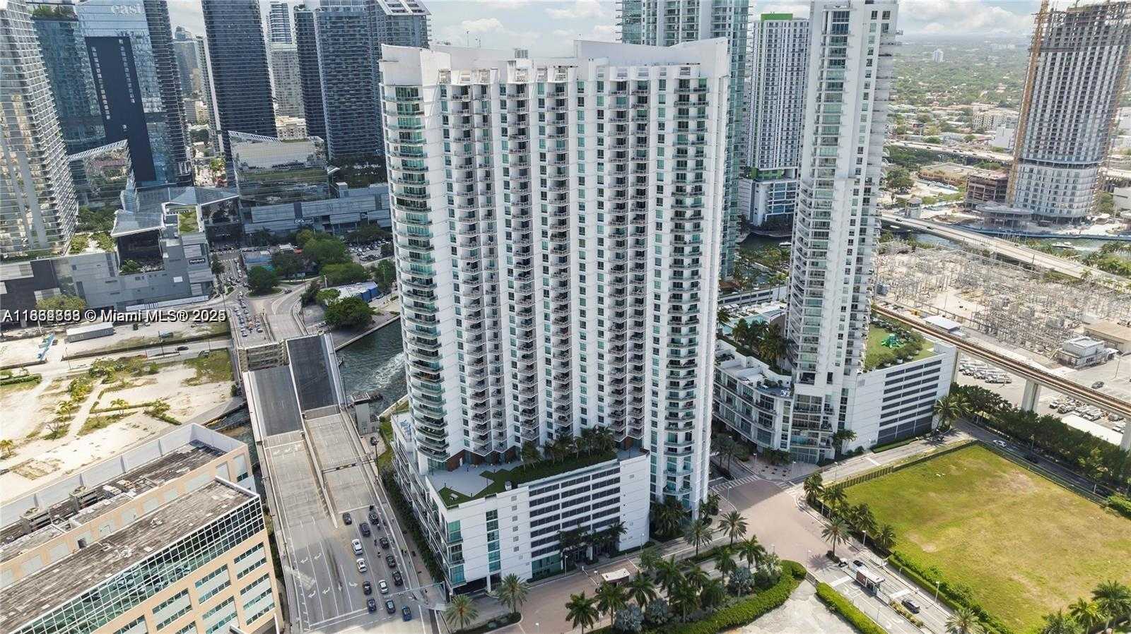 Small Image of 350 SOUTH MIAMI AVE #3010, Miami Number 8