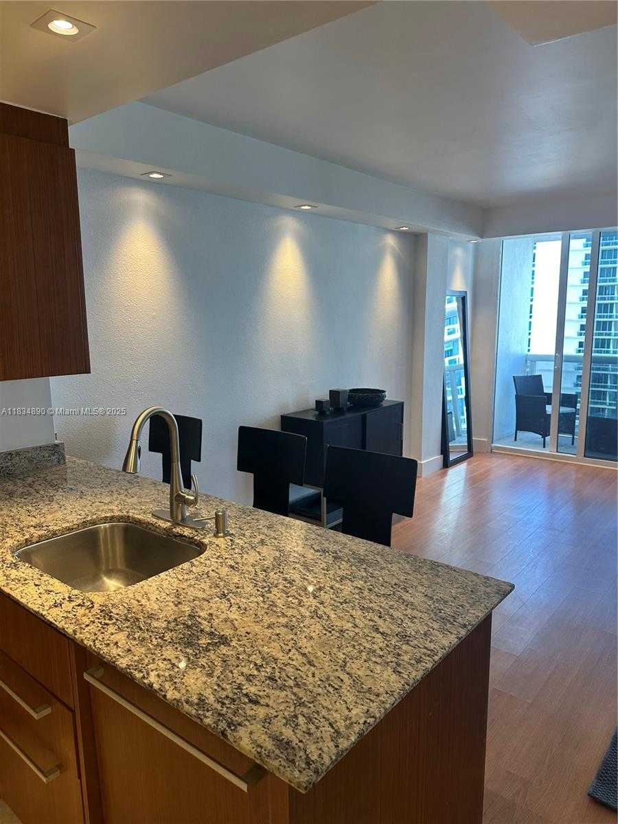 Small Image of 10275 COLLINS AVE #1402, Bal Harbour Number 18
