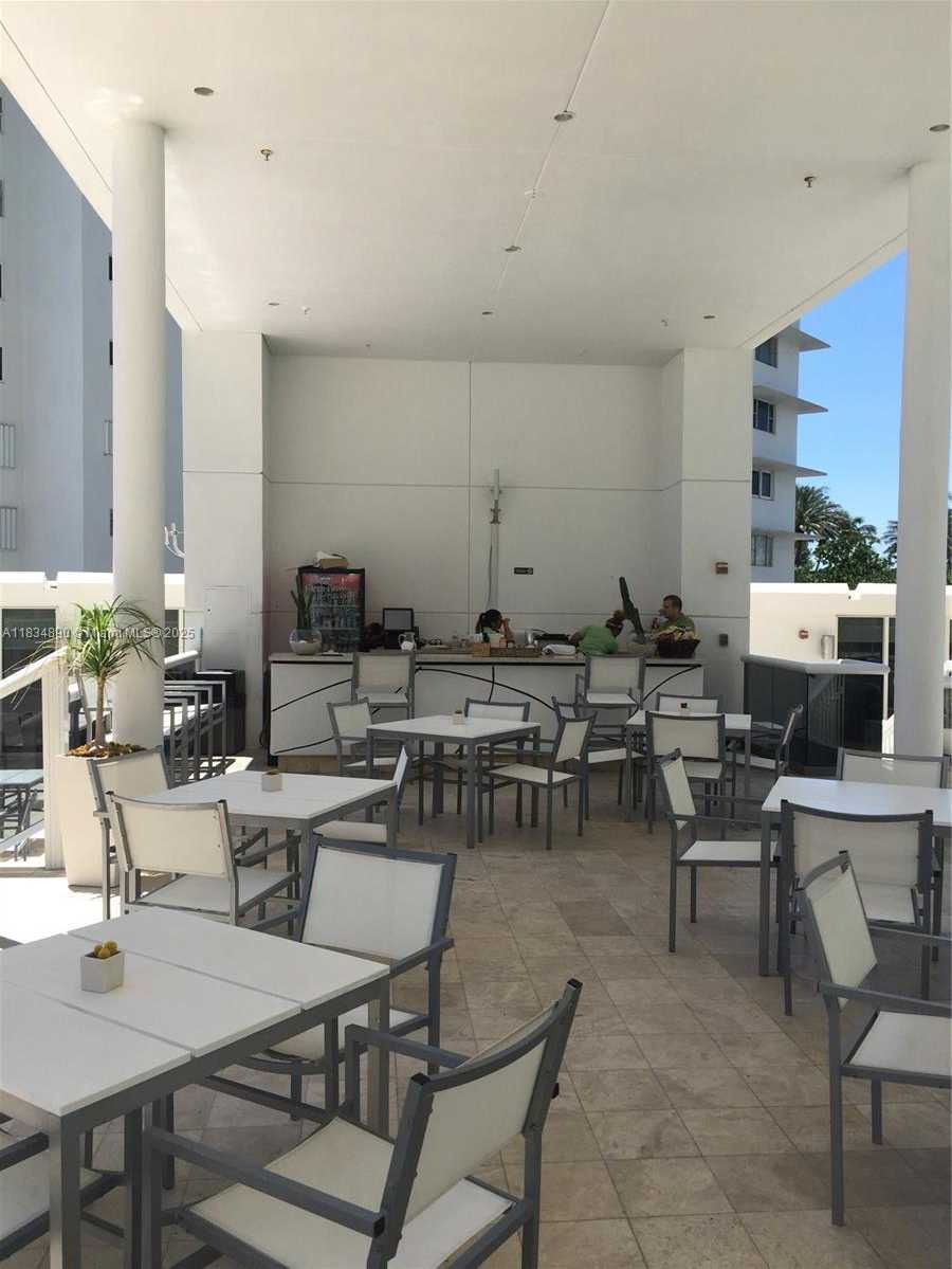 Small Image of 10275 COLLINS AVE #1402, Bal Harbour Number 22