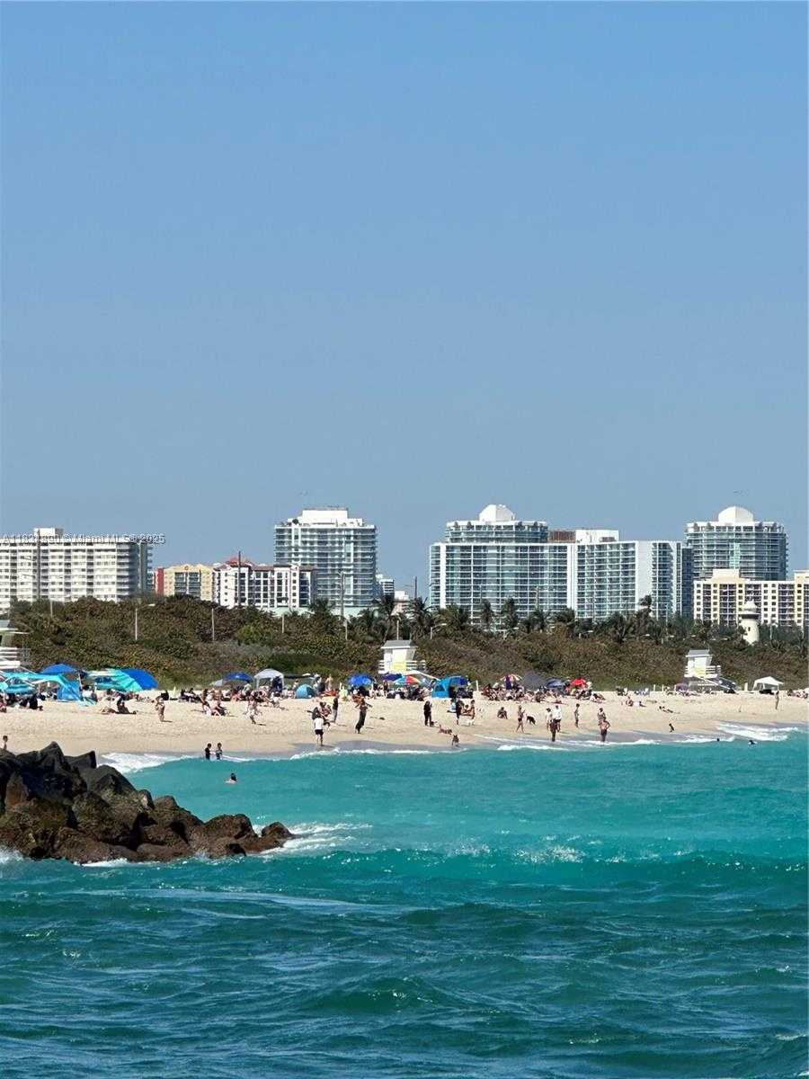 Small Image of 10275 COLLINS AVE #1402, Bal Harbour Number 4