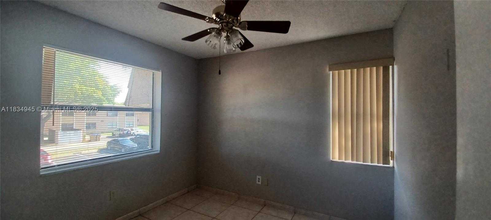 Small Image of 14871 SOUTH WEST 104TH ST #7-201, Miami Number 17