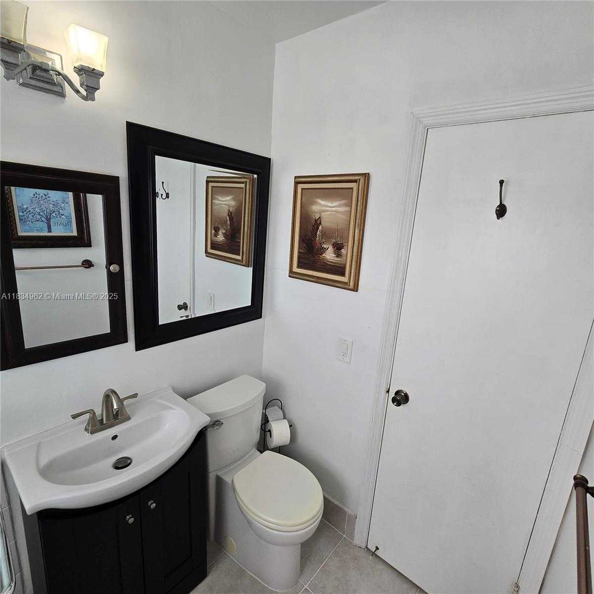 Small Image of 6428 SOUTH WEST 39TH ST, Miami Number 10