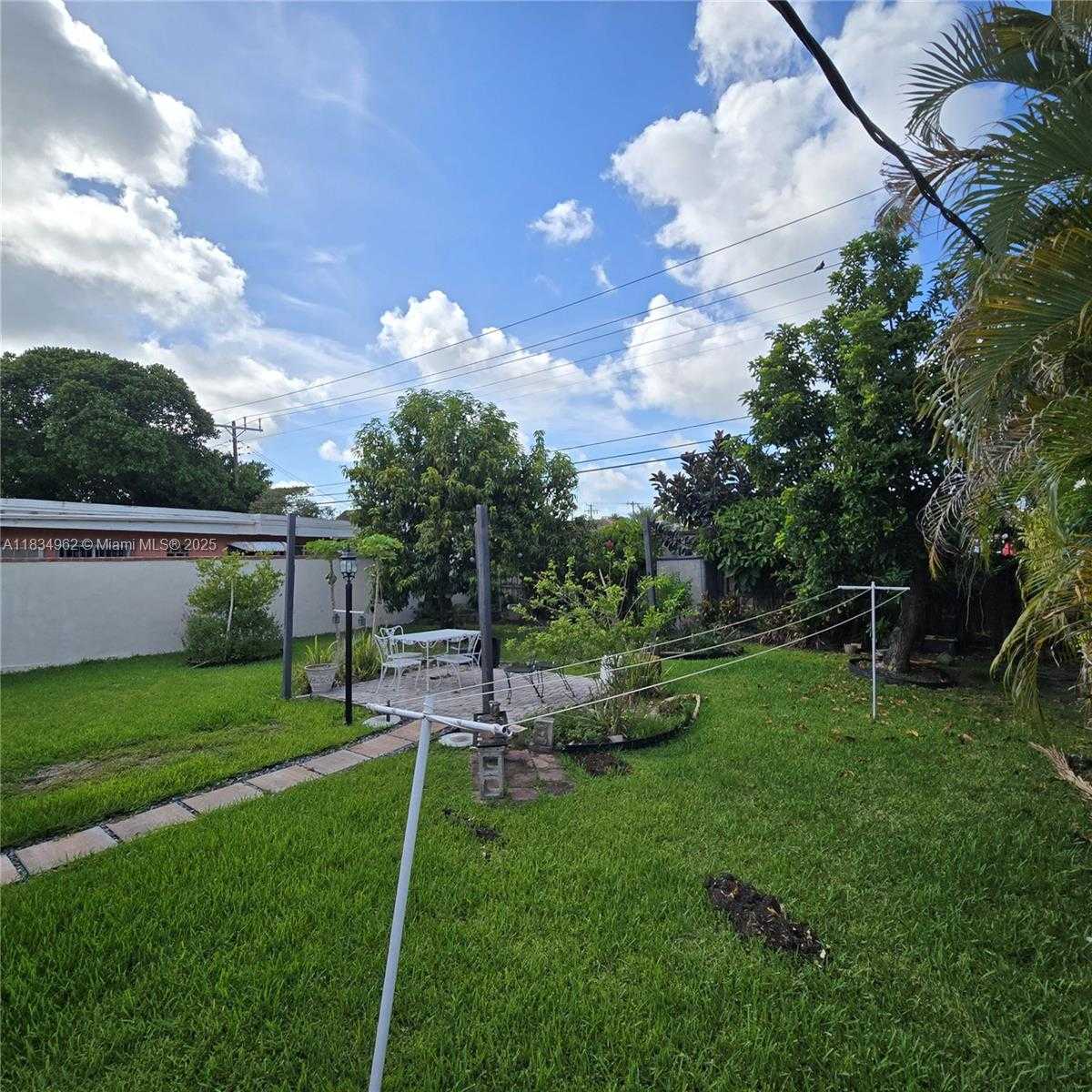 Small Image of 6428 SOUTH WEST 39TH ST, Miami Number 16
