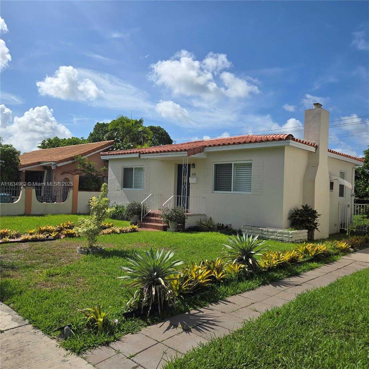 Small Image of 6428 SOUTH WEST 39TH ST, Miami Number 3