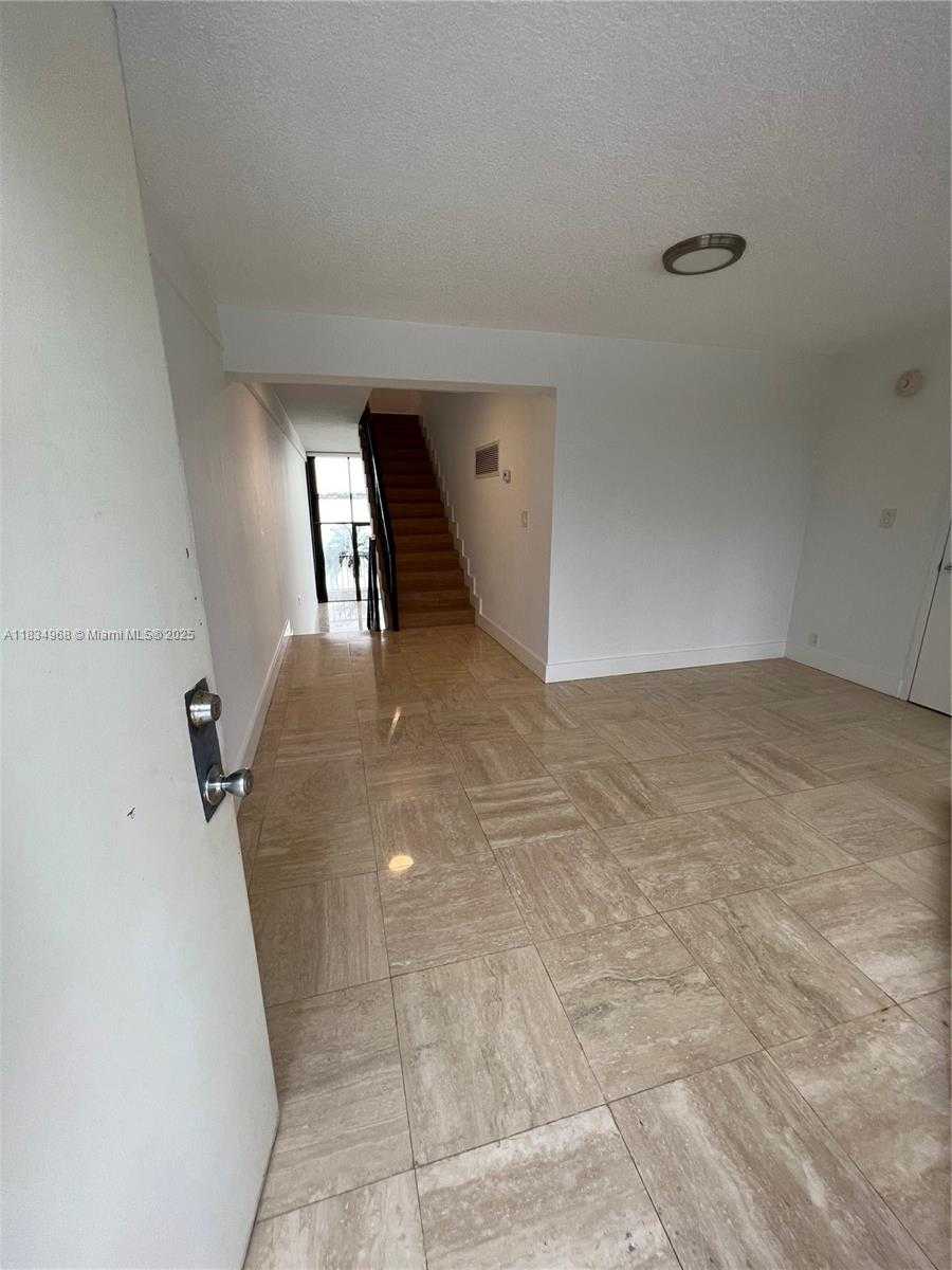 Small Image of 1915 BRICKELL AVE #TH16, Miami Number 13