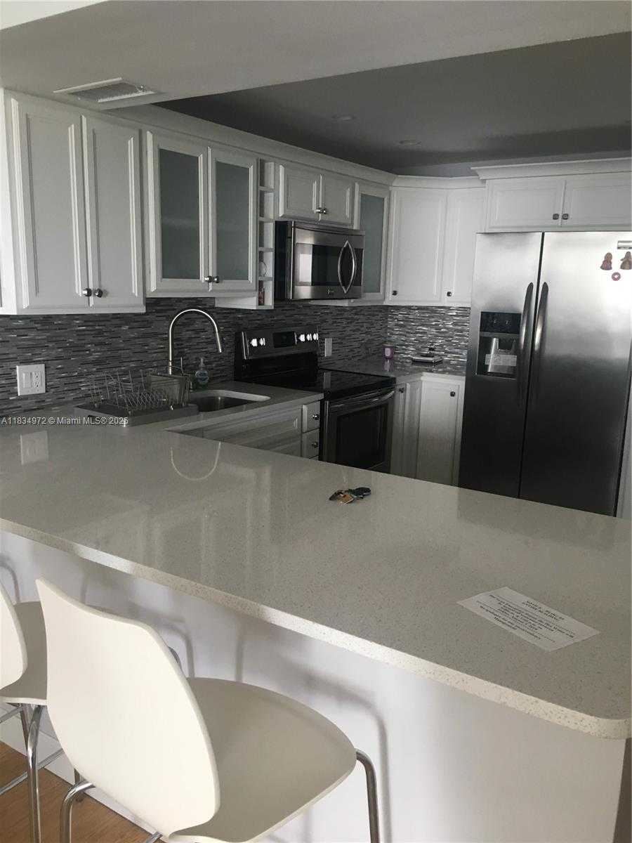 Small Image of 3675 NORTH COUNTRY CLUB DR #1409, Aventura Number 3
