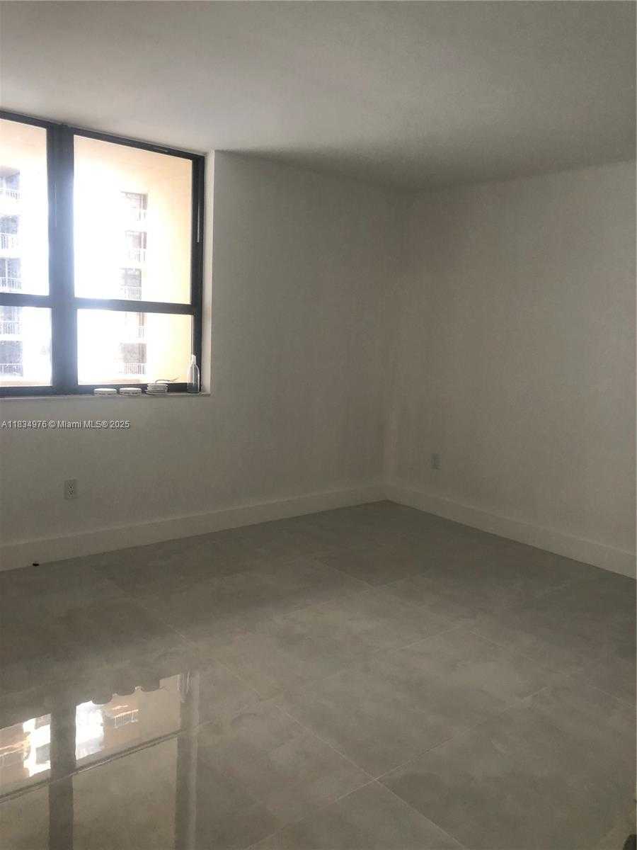 Small Image of 10185 COLLINS AVE #616, Bal Harbour Number 4