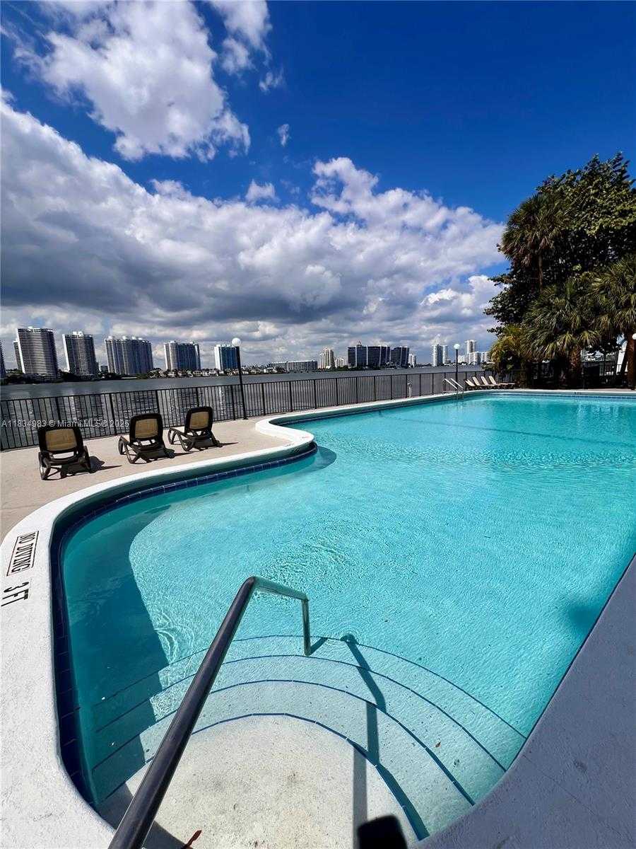 Small Image of 17600 NORTH BAY RD #N304, Sunny Isles Beach Number 21