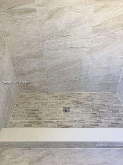 Small Image of 1139 MARSEILLE DR #2, Miami Beach Number 8