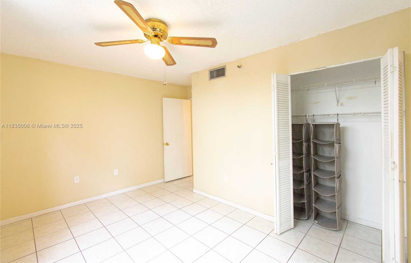 Small Image of 1621 COLLINS AVE #210, Miami Beach Number 12
