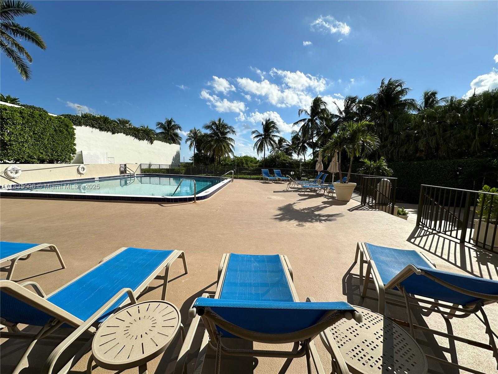 Small Image of 1621 COLLINS AVE #210, Miami Beach Number 17
