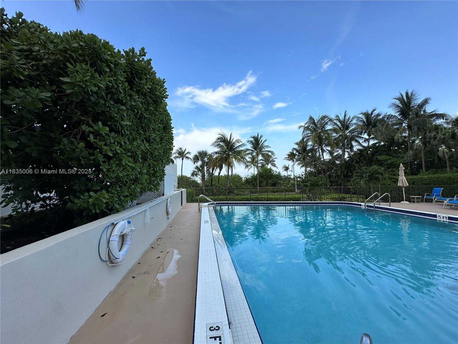 Small Image of 1621 COLLINS AVE #210, Miami Beach Number 20